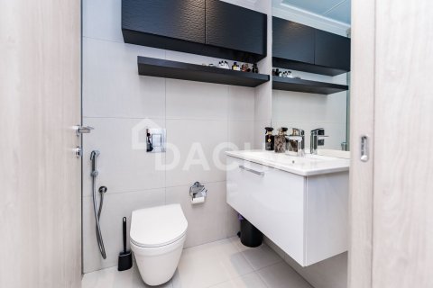 Apartment de 2 dormitorios en District 10, UAE No. 164768 14