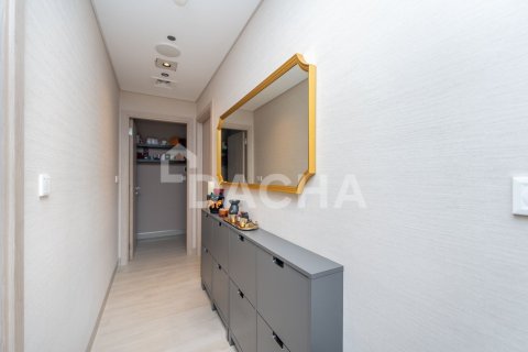 Apartment de 2 dormitorios en District 10, UAE No. 164768 9