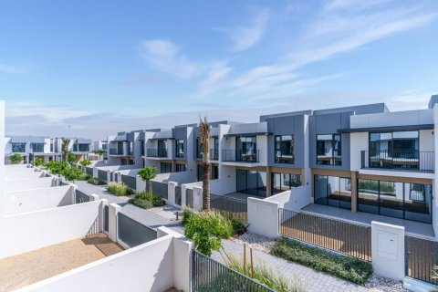 Таунхаус с 3 спальнями в The Valley, ОАЭ №144686 13