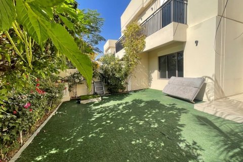 Таунхаус с 3 спальнями в Town Square, ОАЭ №144687 10