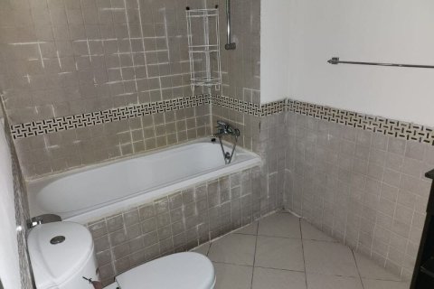 Квартира с 2 спальнями в Dubai Land, ОАЭ №144689 11