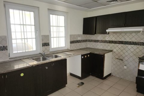 Квартира с 2 спальнями в Dubai Land, ОАЭ №144689 7