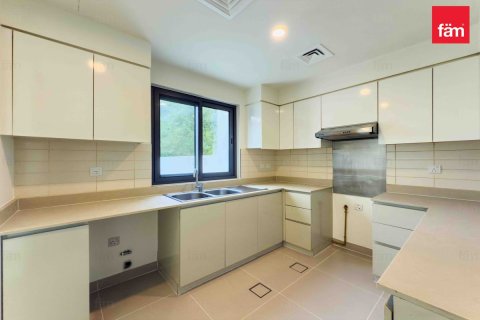 3 bedrooms Townhouse  No. 117770 14