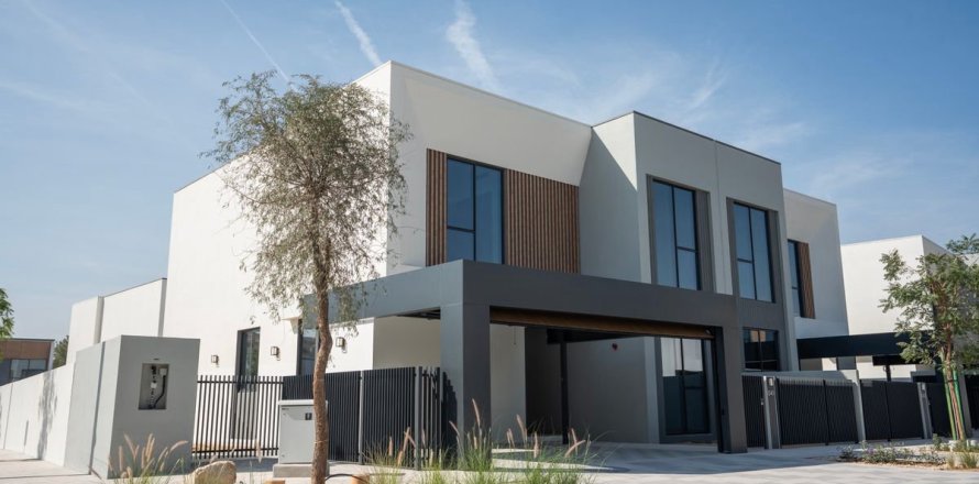 Villa de 4 chambres à Dubai, UAE No. 140311