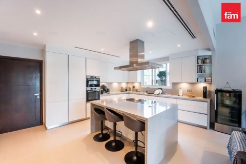 Villa de 5 chambres à Dubai, UAE No. 140312 11