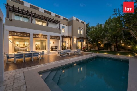 Villa de 5 chambres à Dubai, UAE No. 140312 14