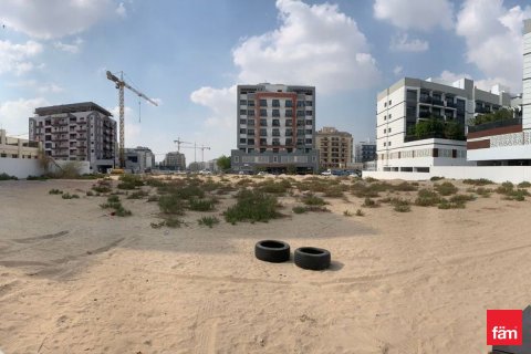 Land de 2420.8m² à International City, UAE No. 140313 4