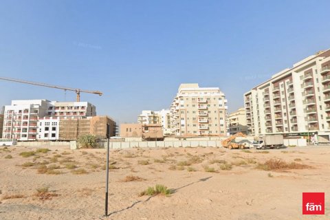 Land de 2420.8m² à International City, UAE No. 140313