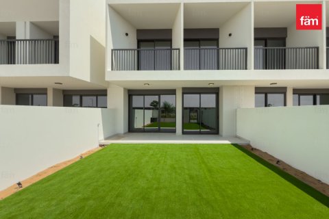 Townhouse de 3 dormitorios  No. 115238 2