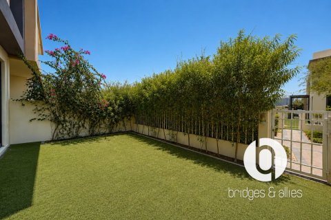 Villa de 4 chambres à Dubai Hills Estate, UAE No. 162996 15
