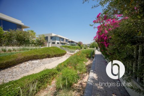 Villa de 3 dormitorios en Dubai Hills Estate, UAE No. 162997 17