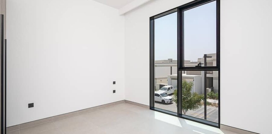 Villa de 4 dormitorios No. 114889