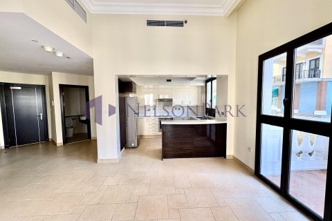 3 bedrooms Apartment in Doha, Qatar No. 58307 15