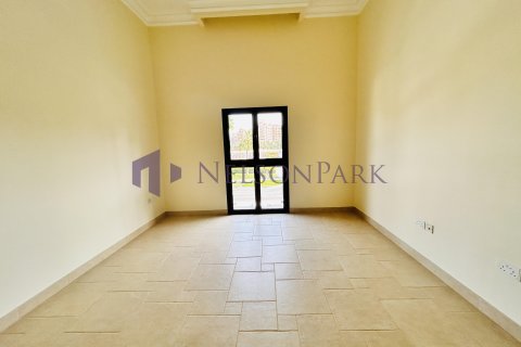3 bedrooms Apartment in Doha, Qatar No. 58307 12