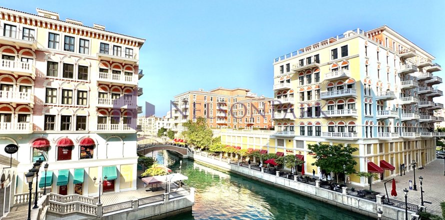 3 bedrooms Apartment in Doha, Qatar No. 58307