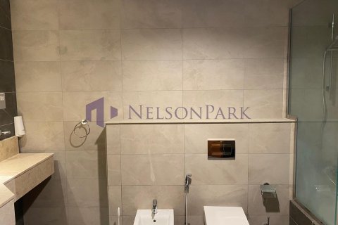 3 bedrooms Apartment in Doha, Qatar No. 58308 16