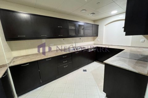 2 bedrooms Apartment in Doha, Qatar No. 58334 5
