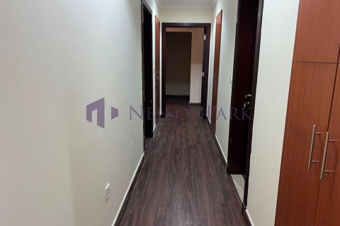 2 bedrooms Apartment in Doha, Qatar No. 58334 9