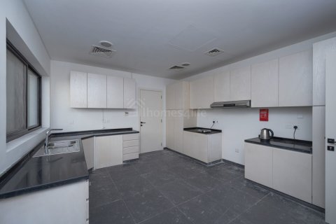 6 bedrooms Villa in DAMAC Hills (Akoya by DAMAC), UAE No. 143088 5