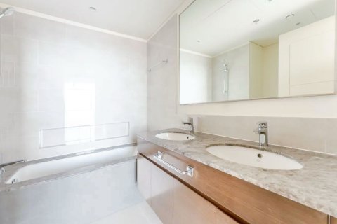 Appartement de 2 chambres à Downtown Dubai (Downtown Burj Dubai), UAE No. 151510 16