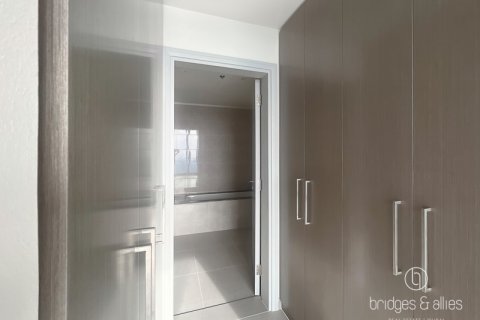 2 bedrooms Apartment in Downtown Dubai (Downtown Burj Dubai), UAE No. 151509 10