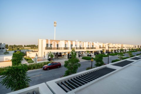 Вилла с 3 спальнями в Dubai South (Dubai World Central), ОАЭ №186350 10