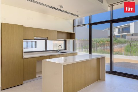 Villa de 5 dormitorios  No. 115301 10