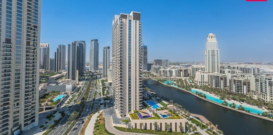 Appartement de 2 chambres à Dubai, UAE No. 187331
