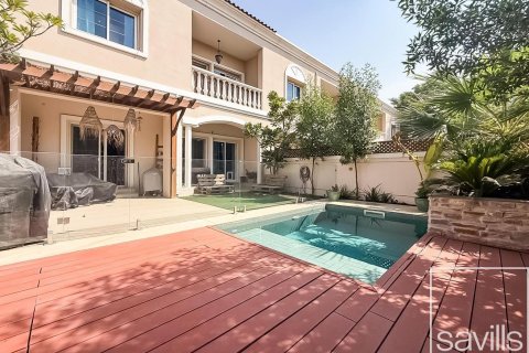 3 bedrooms Townhouse  No. 118212 2