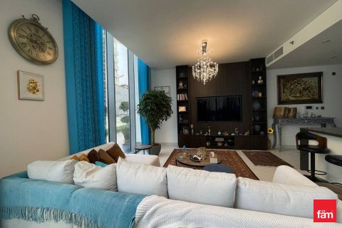 3 bedrooms Apartment in Dubai, UAE No. 163892 11