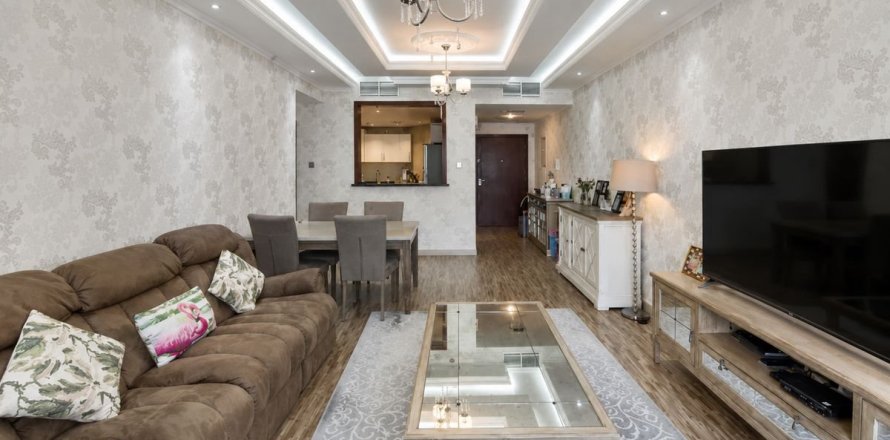 Apartment de 3 dormitorios en Dubai, UAE No. 163898