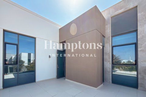 Villa de 4 dormitorios en Joy, UAE No. 143237 22