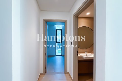 Villa de 4 dormitorios en Joy, UAE No. 143237 9