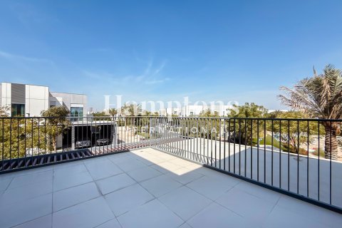 Villa de 4 dormitorios en Joy, UAE No. 143237 14