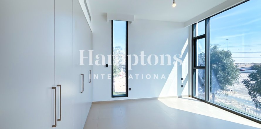 Villa de 4 dormitorios en Joy, UAE No. 143237