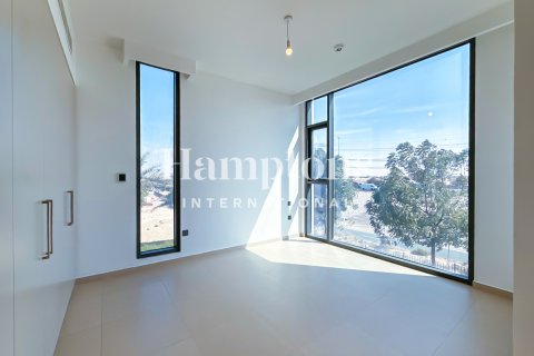 Villa de 4 dormitorios en Joy, UAE No. 143237 8