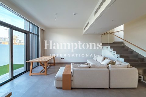 Villa de 4 dormitorios en Ruba, UAE No. 143236 12