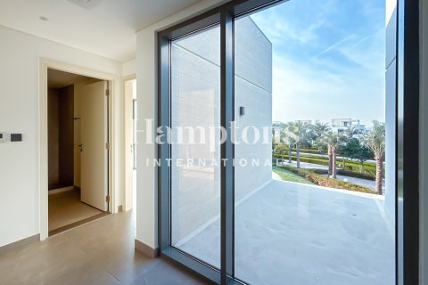 Villa de 4 dormitorios en Ruba, UAE No. 143236 22