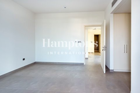 Villa de 4 dormitorios en Ruba, UAE No. 143236