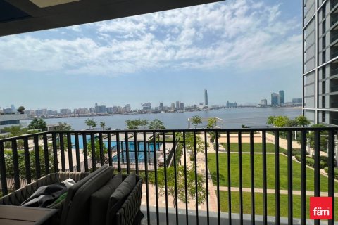 2 bedrooms Apartment in Dubai, UAE No. 166333
