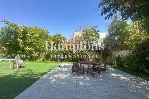 5 bedrooms Villa in Meadows 1, UAE No. 161597 10