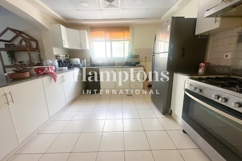 5 bedrooms Villa in Meadows 1, UAE No. 161597 5