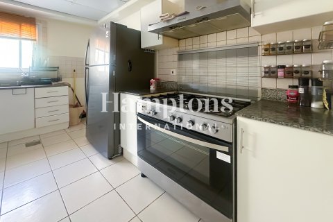 5 bedrooms Villa in Meadows 1, UAE No. 161597 8