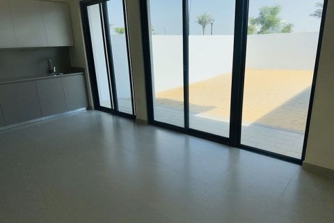 3 bedrooms Townhouse in EMAAR South, UAE No. 168273 13