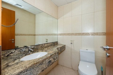 Квартира с 2 спальнями в Джумейра Лейк Тауэрс, ОАЭ №168271 24