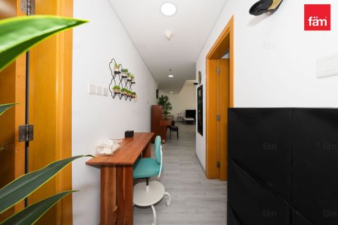 Apartment de 2 dormitorios en Business Bay, UAE No. 163642 16