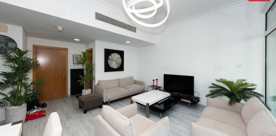 Apartment de 2 dormitorios en Business Bay, UAE No. 163642
