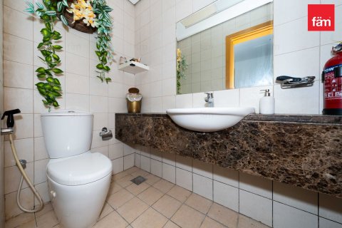 Apartment de 2 dormitorios en Business Bay, UAE No. 163642 8