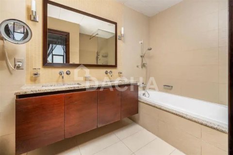 Apartment de 2 dormitorios en Palm Jumeirah, UAE No. 25807 8