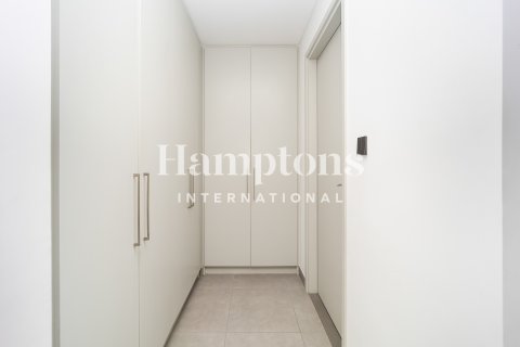3 bedrooms Townhouse in Ruba, UAE No. 165874 12